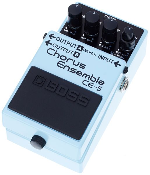 Boss CE-5 Chorus Compact Pedal 3