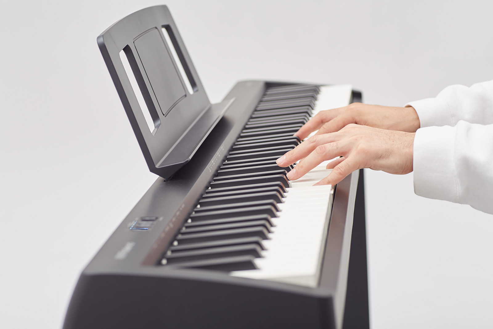 ROLAND FP-10-BK Dijital Piyano Seti (Stand Dahil) 2
